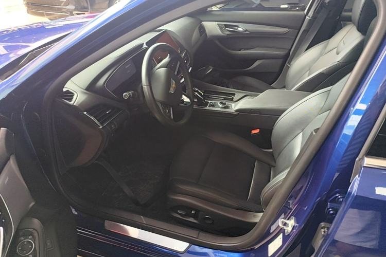 Used Cadillac CT5 2023 28T Luxury Edition (Standard Version) Left Front Seat