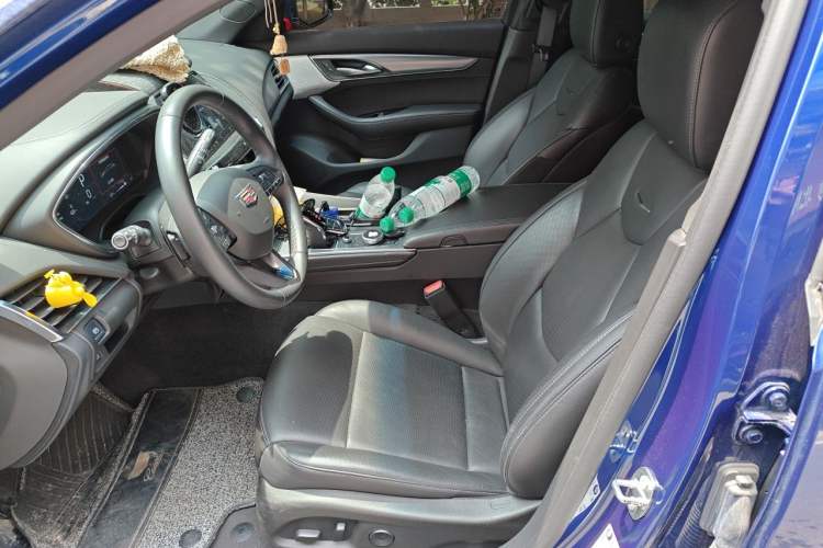 Used Cadillac CT5 2023 28T Luxury Edition (Standard Version) Left Front Seat