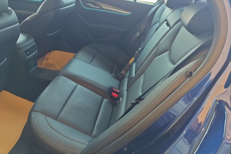 Used Cadillac CT5 2023 28T Luxury Edition (Standard Version) Left Rear Seat