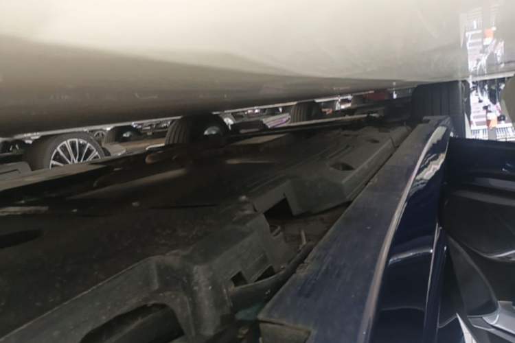 Used Cadillac CT5 2023 28T Luxury Edition (Standard Version) Left Side Sill