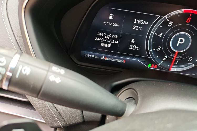 Used Cadillac CT5 2023 28T Luxury Edition (Standard Version) Odometer Close Up