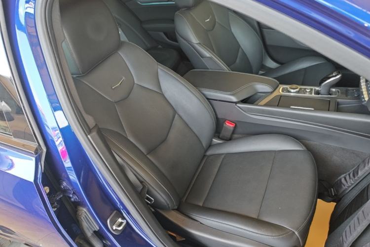 Used Cadillac CT5 2023 28T Luxury Edition (Standard Version) Right Front Seat
