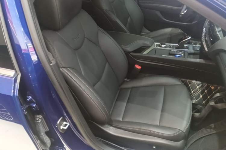 Used Cadillac CT5 2023 28T Luxury Edition (Standard Version) Right Front Seat