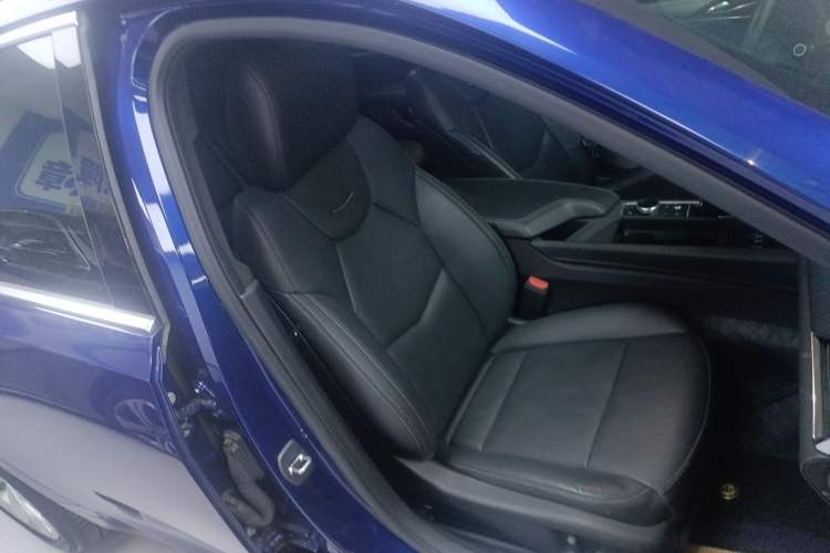 Used Cadillac CT5 2023 28T Luxury Edition (Standard Version) Right Front Seat