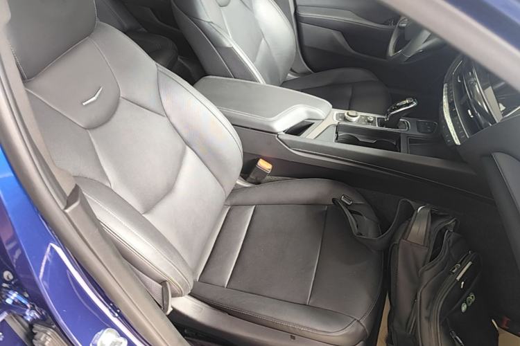 Used Cadillac CT5 2023 28T Luxury Edition (Standard Version) Right Front Seat