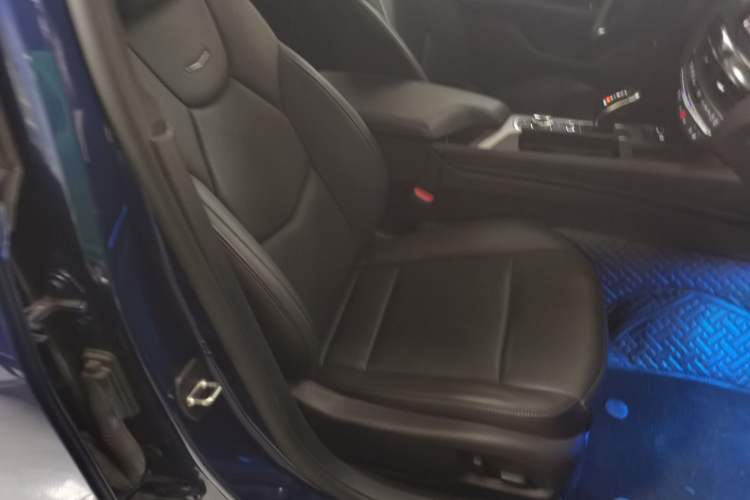 Used Cadillac CT5 2023 28T Luxury Edition (Standard Version) Right Front Seat