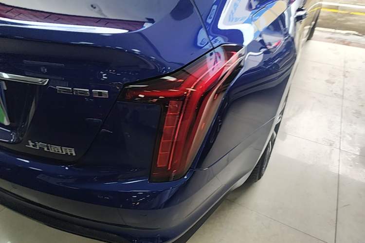 Used Cadillac CT5 2023 28T Luxury Edition (Standard Version) Right Rear Taillight