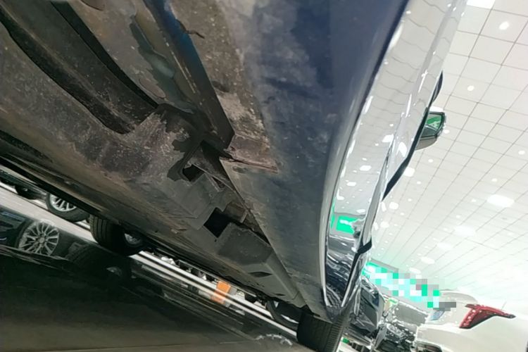 Used Cadillac CT5 2023 28T Luxury Edition (Standard Version) Right Side Sill