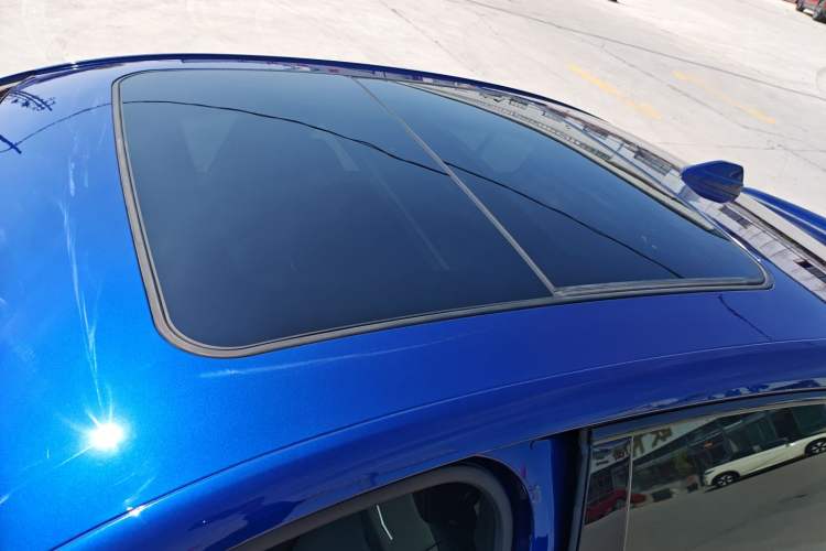 Used Cadillac CT5 2023 28T Platinum Edition Roof