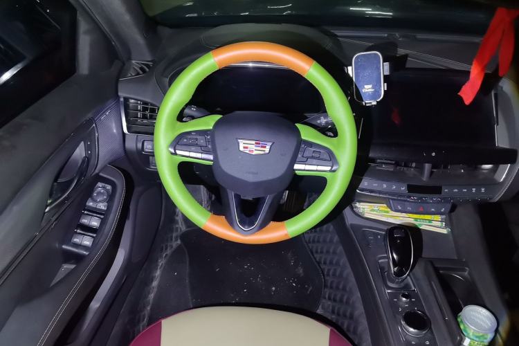 Used Cadillac CT5 2023 28T Prestige Model Steering Wheel
