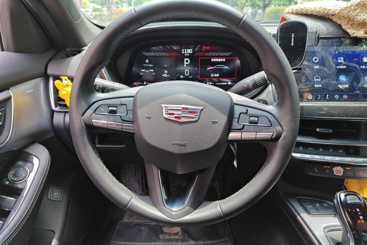 Used Cadillac CT5 2023 28T Luxury Edition (Standard Version) Steering Wheel