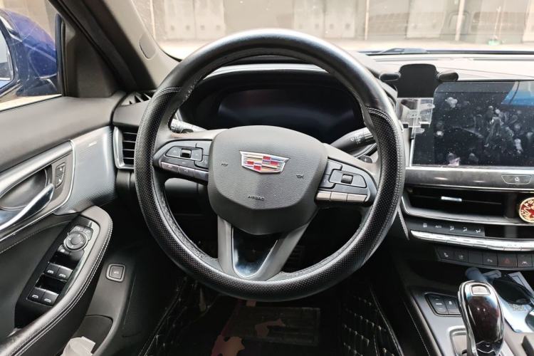 Used Cadillac CT5 2023 28T Luxury Edition (Standard Version) Steering Wheel