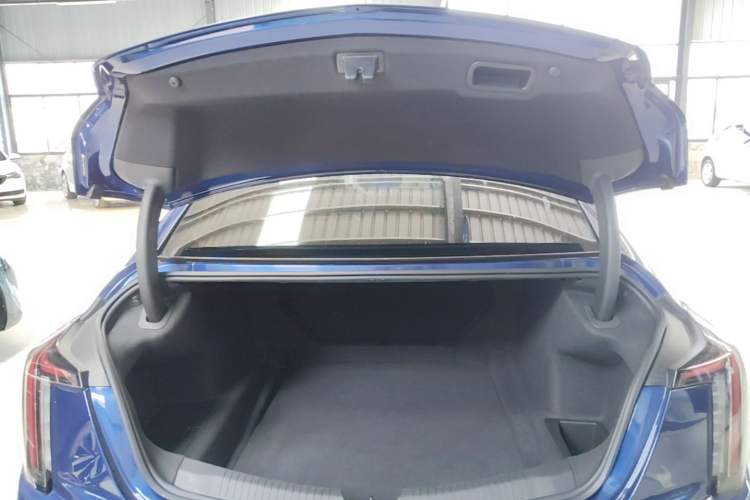 Used Cadillac CT5 2023 28T Platinum Edition Trunk