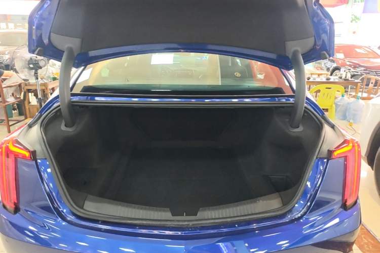 Used Cadillac CT5 2023 28T Luxury Edition (Standard Version) Trunk