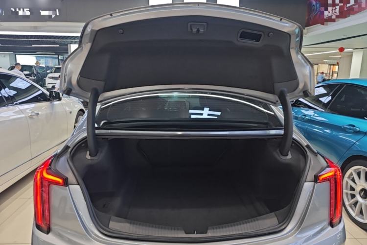 Used Cadillac CT5 2023 28T Luxury Edition (Standard Version) Trunk