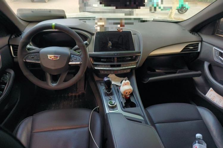 Used Cadillac CT5 2023 28T Luxury Edition (Standard Version) Center Console