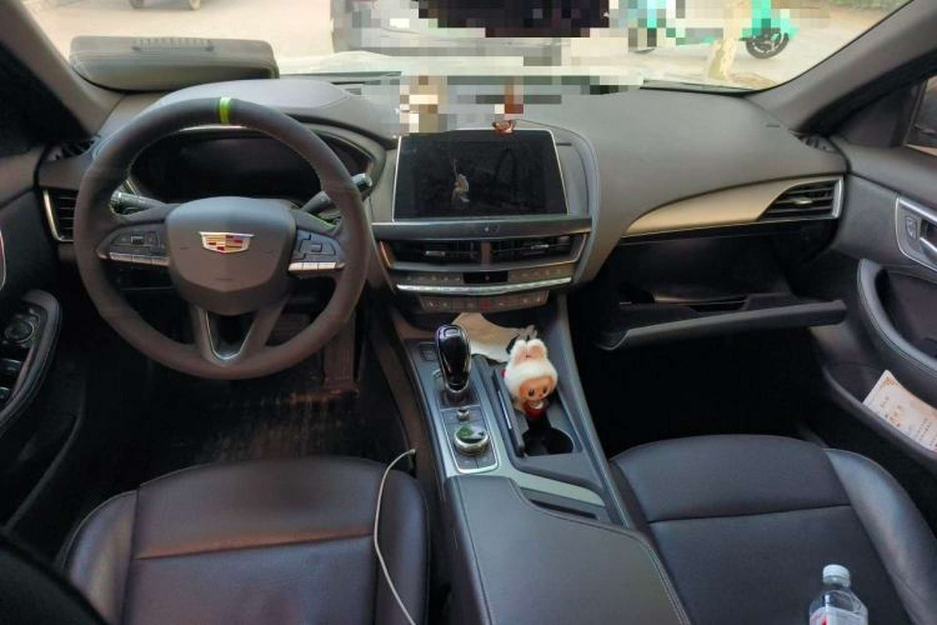 Used Cadillac CT5 2023 28T Luxury Edition (Standard Version) Center Console