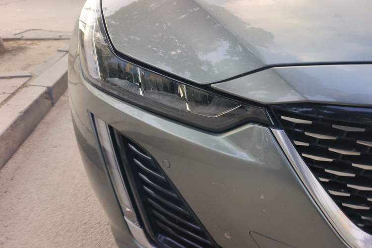 Used Cadillac CT5 2023 28T Luxury Edition (Standard Version) Right Front Headlight