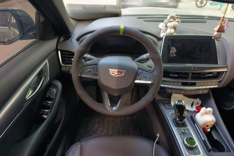 Used Cadillac CT5 2023 28T Luxury Edition (Standard Version) Steering Wheel