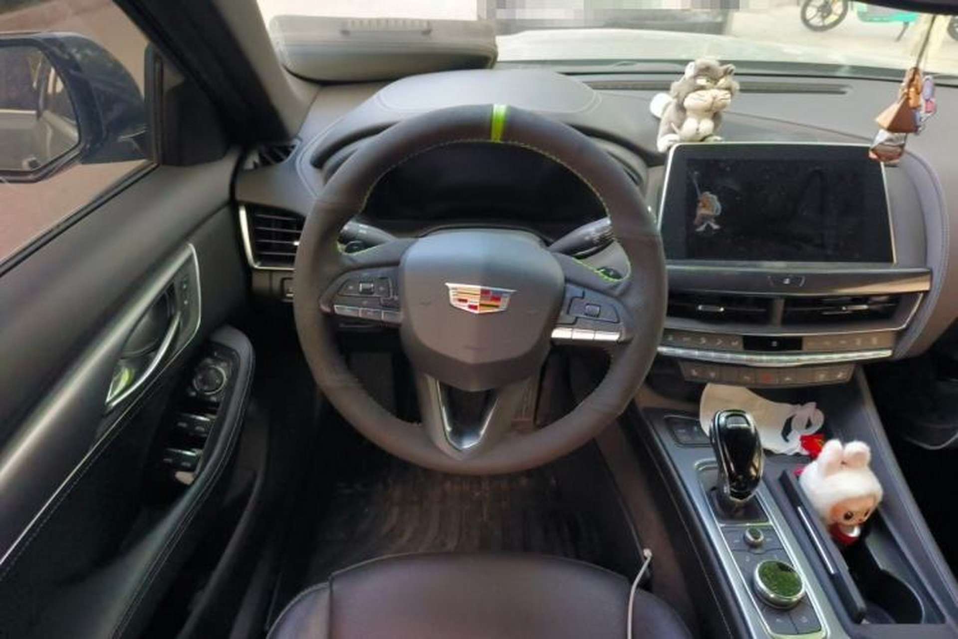 Used Cadillac CT5 2023 28T Luxury Edition (Standard Version) Steering Wheel