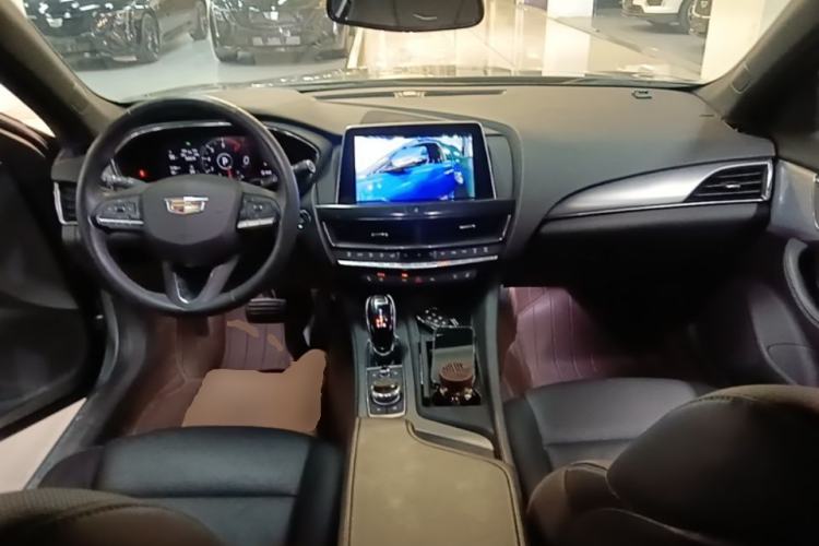 Used Cadillac CT5 2023 28T Luxury Edition (Standard Version) Center Console