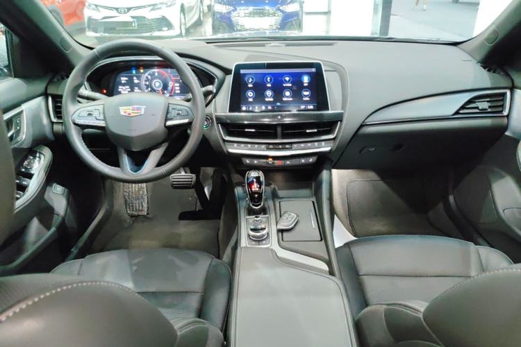Used Cadillac CT5 2023 28T Luxury Edition (Standard Version) Center Console