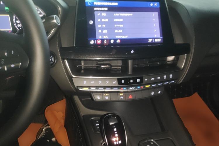 Used Cadillac CT5 2023 28T Prestige Model Center Console
