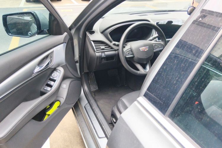 Used Cadillac CT5 2023 28T Luxury Edition (Standard Version) Driver Seat