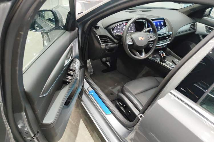 Used Cadillac CT5 2023 28T Luxury Edition (Standard Version) Driver Seat