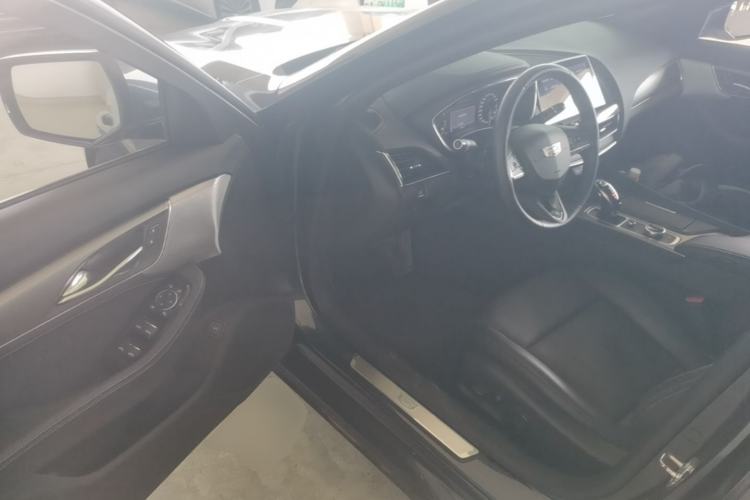 Used Cadillac CT5 2023 28T Fashion Edition Driver Seat
