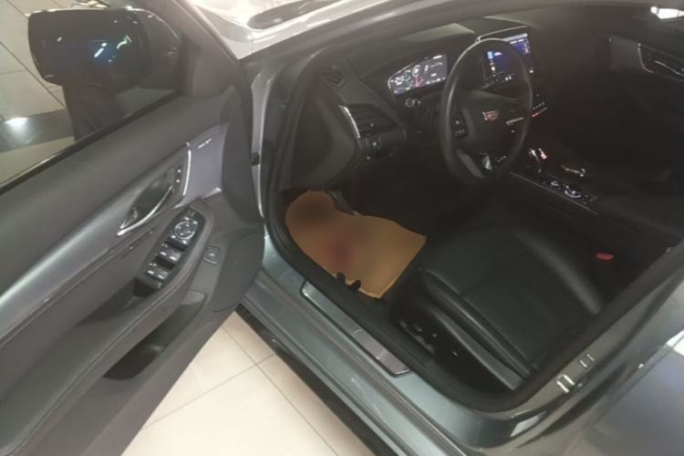 Used Cadillac CT5 2023 28T Prestige Model Driver Seat