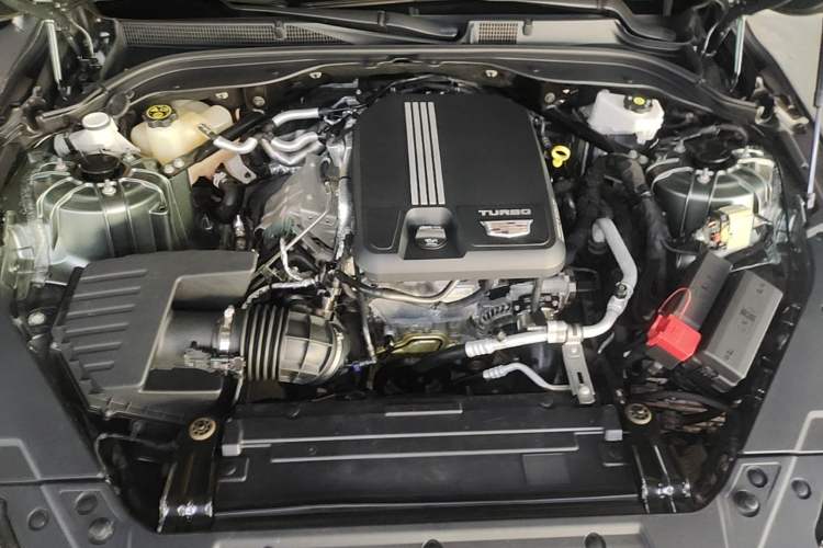 Used Cadillac CT5 2023 28T Prestige Model Engine Bay