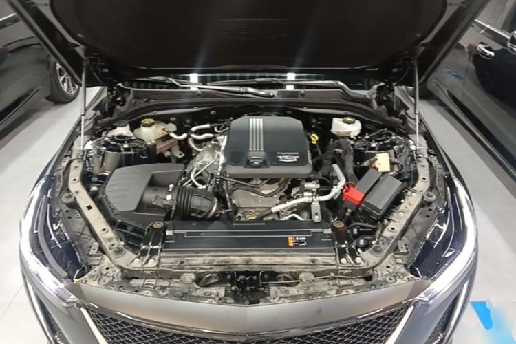 Used Cadillac CT5 2023 28T Prestige Model Engine Bay