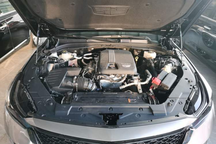 Used Cadillac CT5 2023 28T Prestige Model Engine Bay