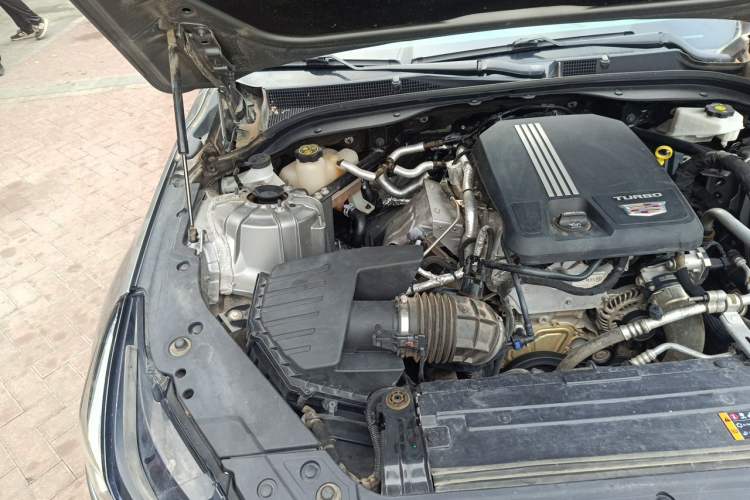 Used Cadillac CT5 2023 28T Luxury Edition (Standard Version) Engine Bay Right