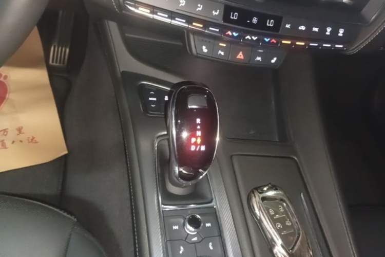 Used Cadillac CT5 2023 28T Prestige Model Gear Lever