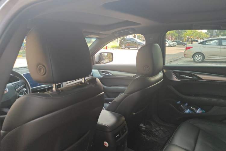 Used Cadillac CT5 2023 28T Luxury Edition (Standard Version) Headliner