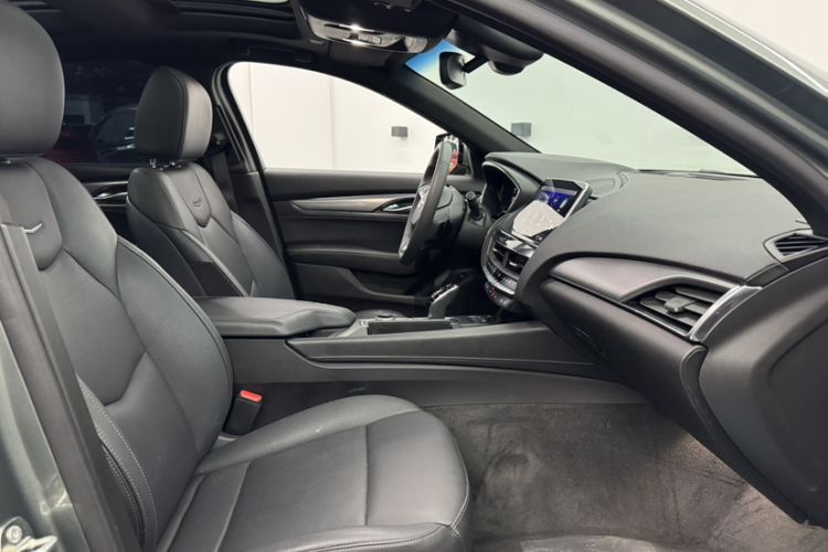 Used Cadillac CT5 2023 28T Luxury Edition (Standard Version) Interior 3