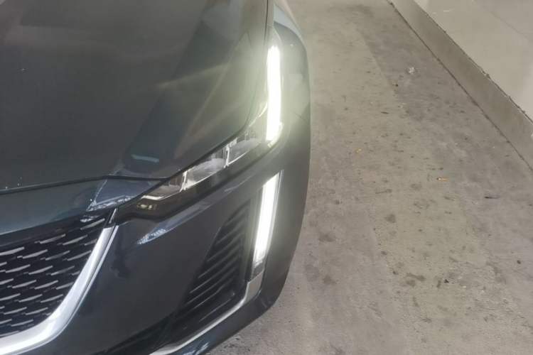 Used Cadillac CT5 2023 28T Fashion Edition Left Front Headlight