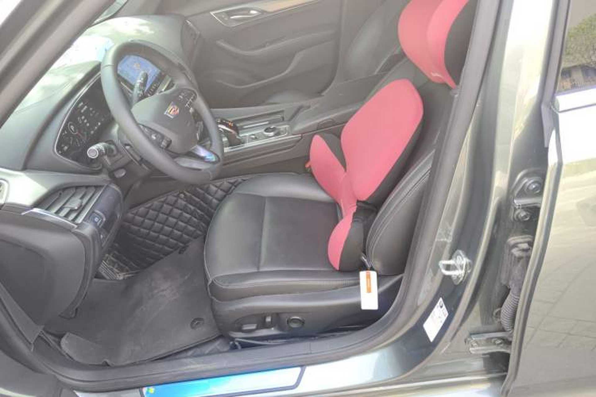 Used Cadillac CT5 2023 28T Luxury Edition (Standard Version) Left Front Seat