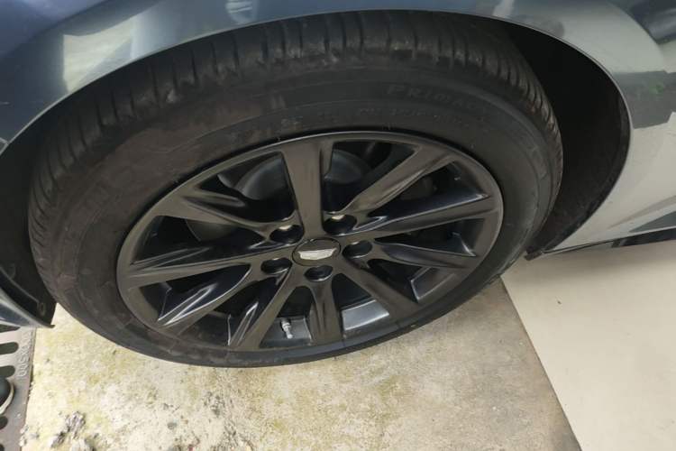 Used Cadillac CT5 2023 28T Prestige Model Left Front Wheel Hub