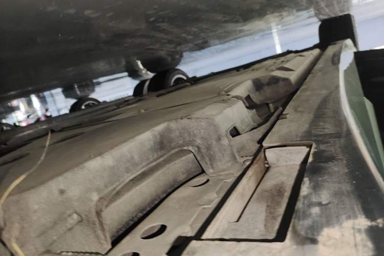 Used Cadillac CT5 2023 28T Prestige Model Left Side Sill
