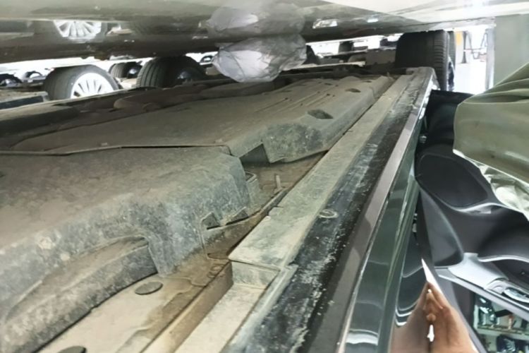 Used Cadillac CT5 2023 28T Prestige Model Left Side Sill