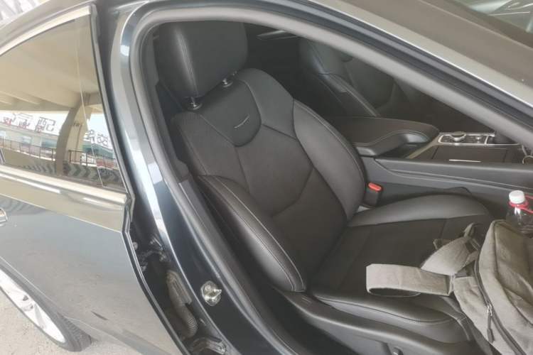 Used Cadillac CT5 2023 28T Fashion Edition Right Front Seat