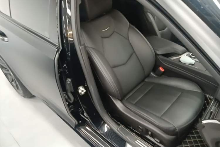 Used Cadillac CT5 2023 28T Prestige Model Right Front Seat