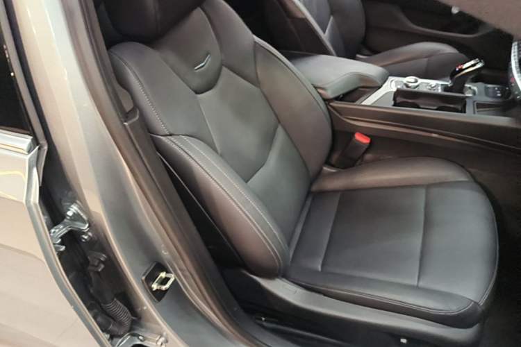 Used Cadillac CT5 2023 28T Luxury Edition (Standard Version) Right Front Seat