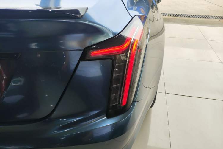 Used Cadillac CT5 2023 28T Prestige Model Right Rear Taillight