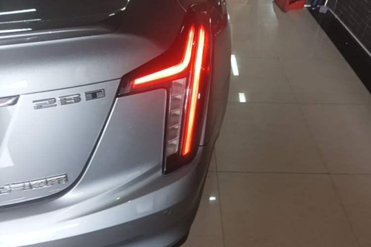 Used Cadillac CT5 2023 28T Prestige Model Right Rear Taillight