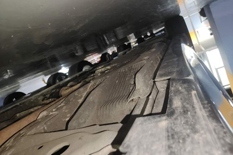 Used Cadillac CT5 2023 28T Prestige Model Right Side Sill