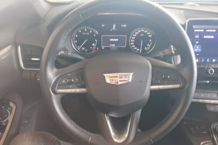 Used Cadillac CT5 2023 28T Fashion Edition Steering Wheel